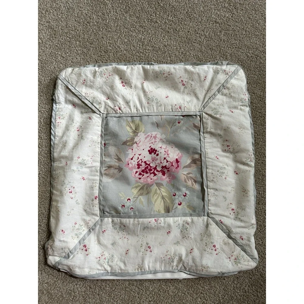 Simply Shabby Chic this lovely